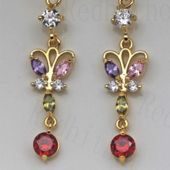 Beautiful Butterfly 🦋 Earrings - Picture 6 of 7